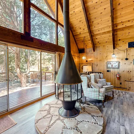 Retro Cabin Lake Arrowhead Exterior photo